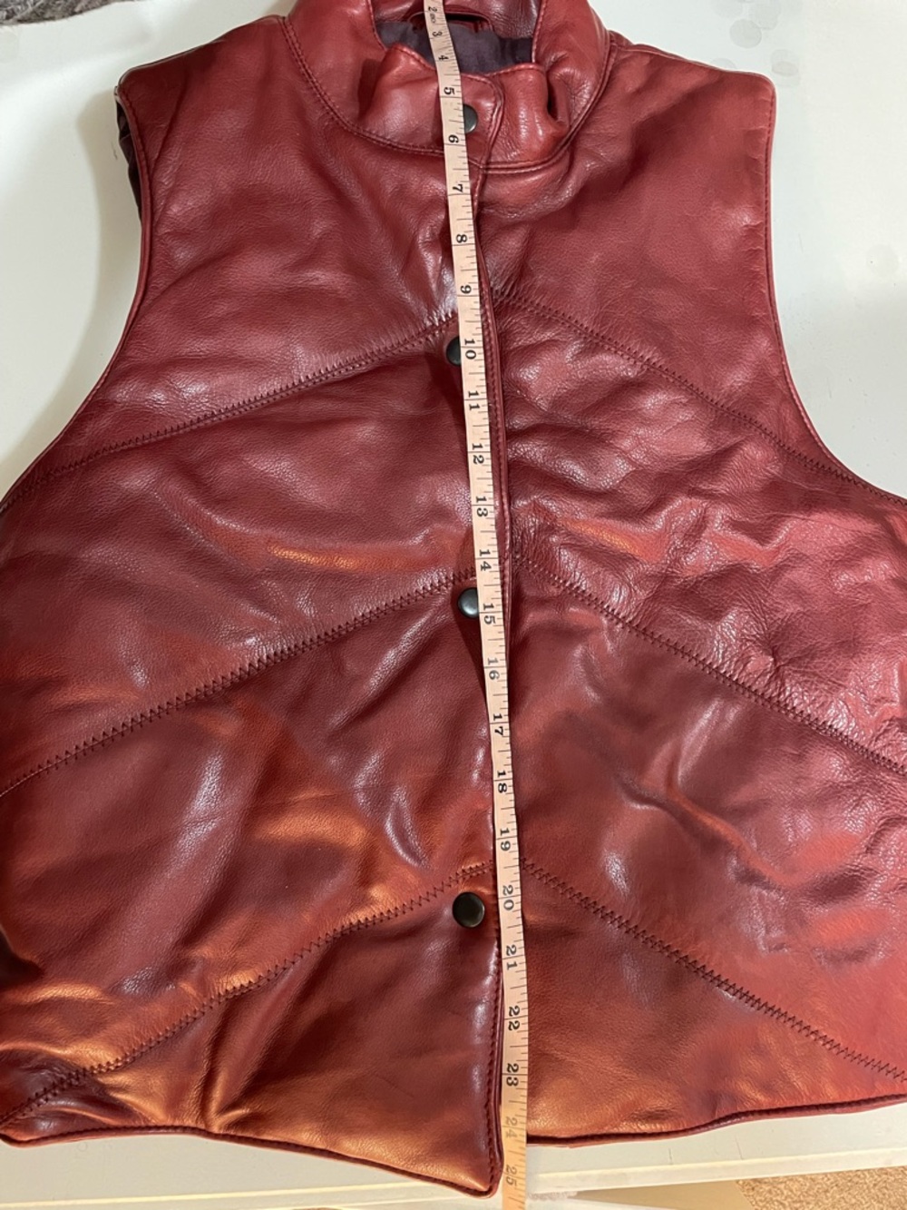 Women's Red Leather Snap-Front puffer Vest - Picture 12 of 12